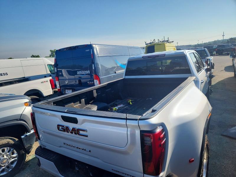 2024 GMC Sierra K3500 Denali