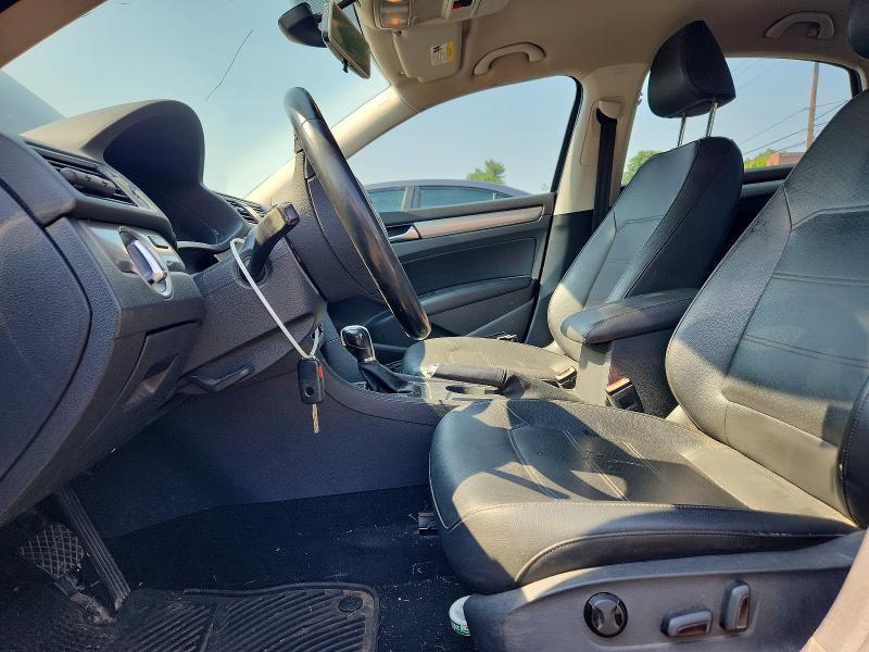 2014 Volkswagen Passat s