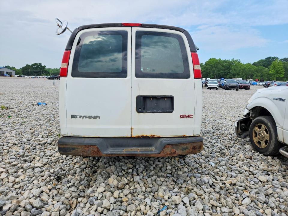 2010 GMC Savana G3500