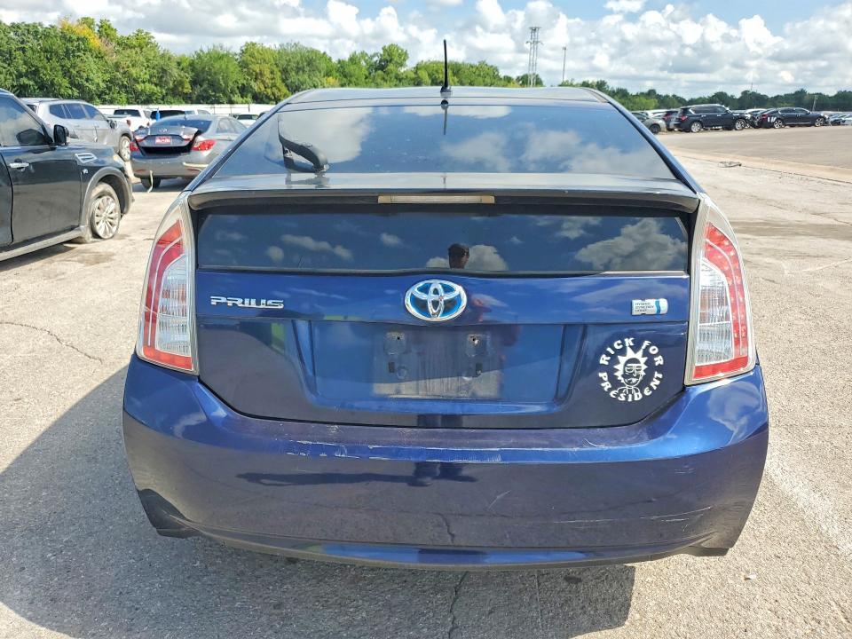 2012 Toyota Prius two