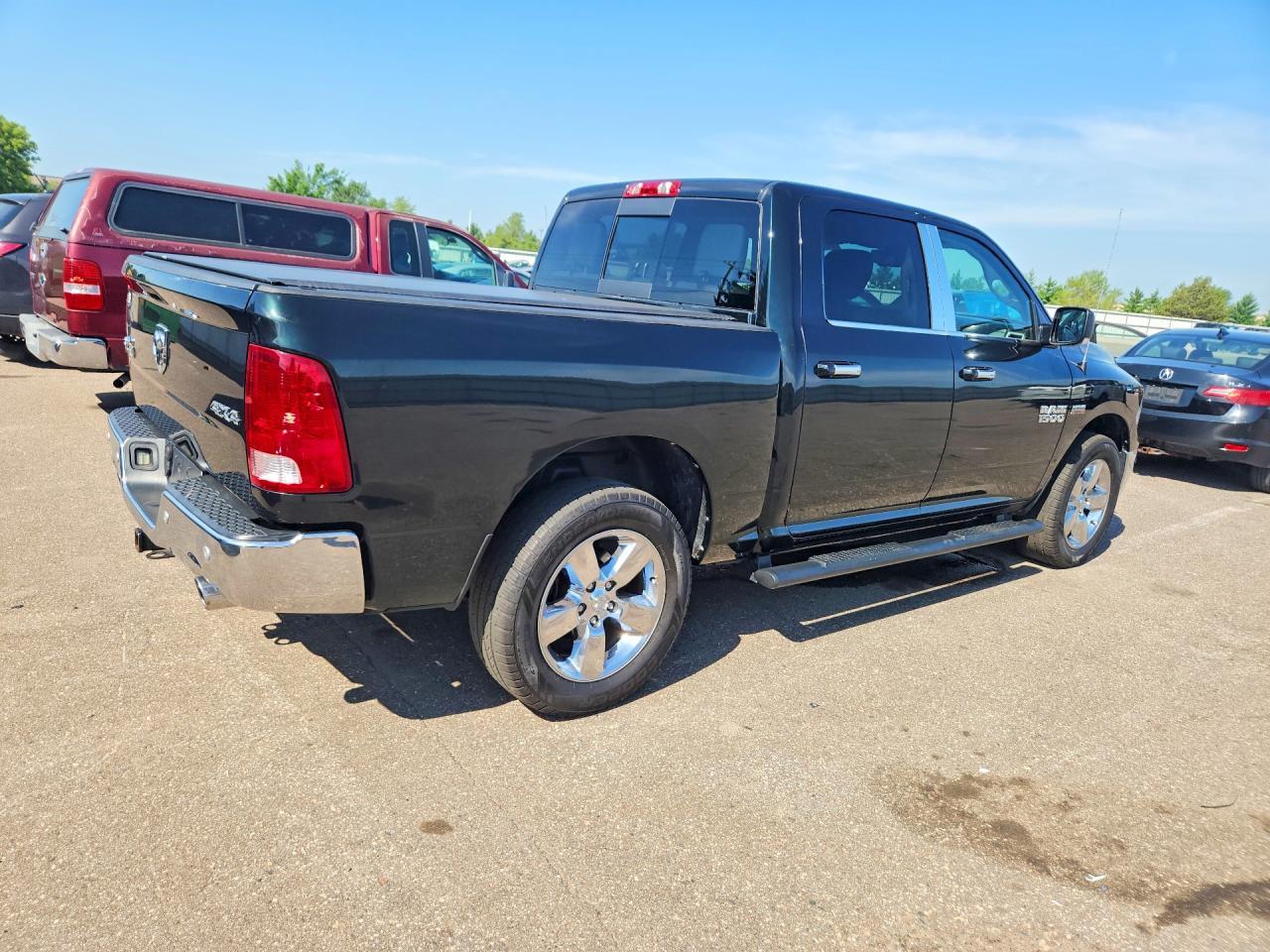 2016 Dodge RAM 1500 SLT