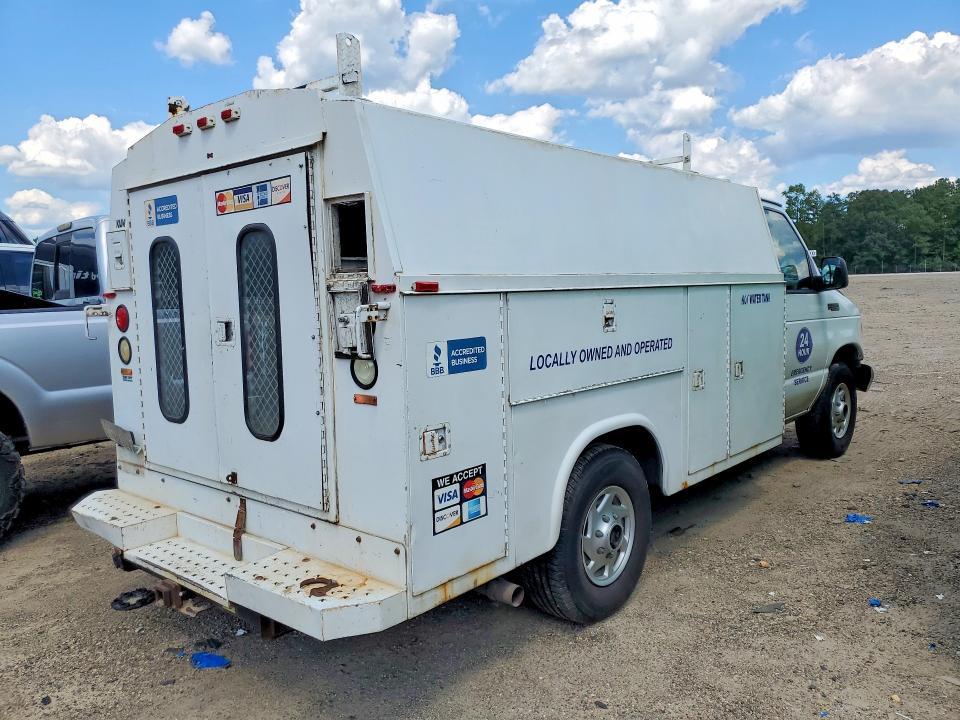 2003 Ford Econoline E350 Super Duty Cutaway Van
