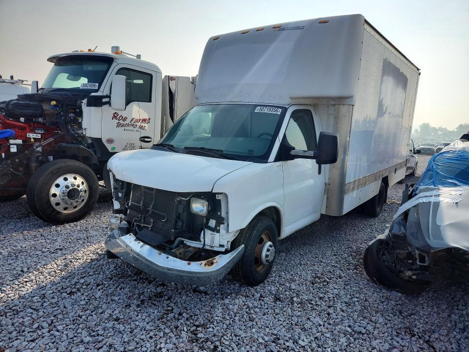 2013 Chevrolet Express Delivery Truck