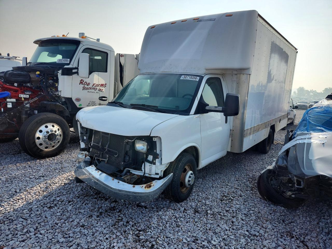 2013 Chevrolet Express Delivery Truck