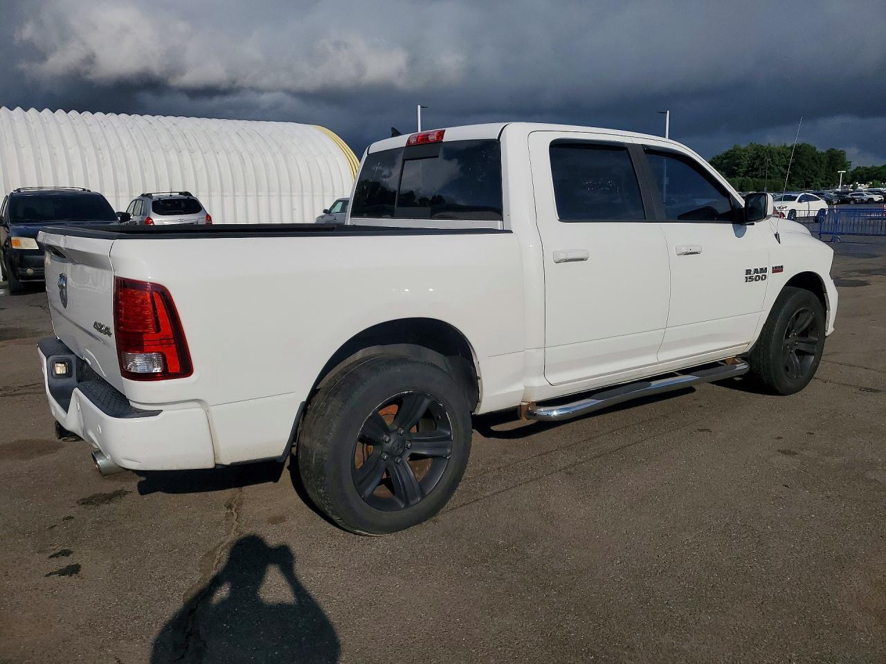2015 Dodge RAM 1500 Sport