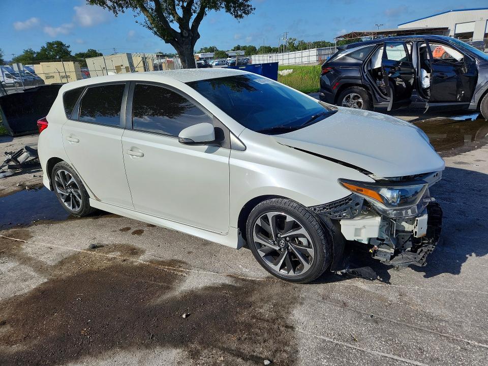 2016 Scion Im Base