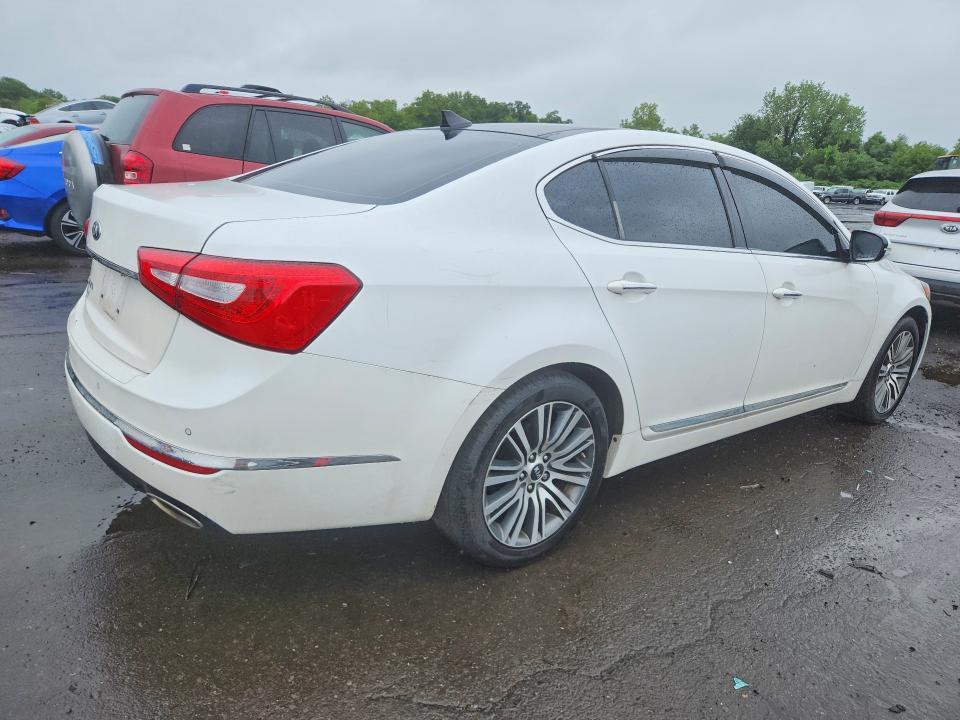 2016 KIA Cadenza Luxury