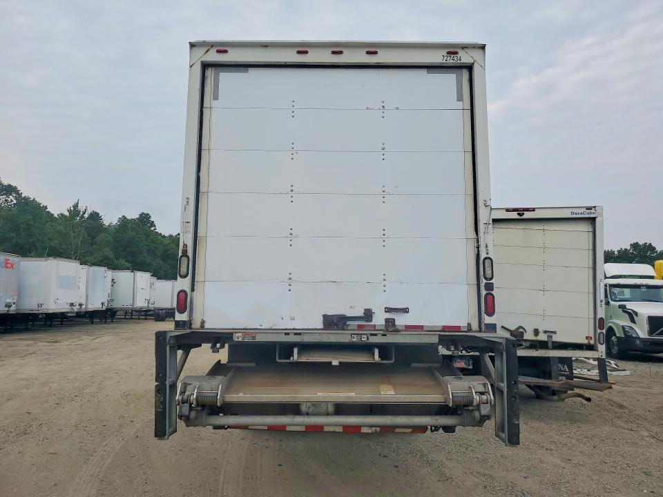 2018 Frht - Freightliner 2018 Freightliner Business Class M2 BOX Truck
