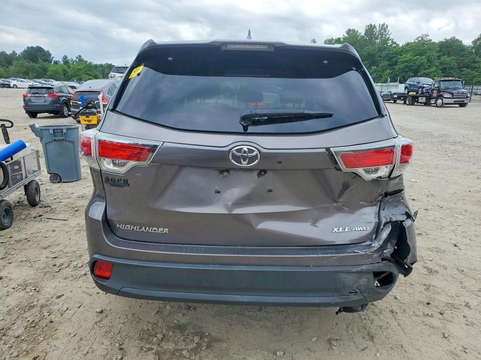 2016 Toyota Highlander xle