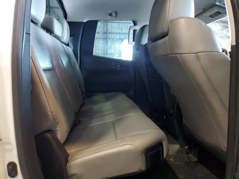 2016 Toyota Tundra SR