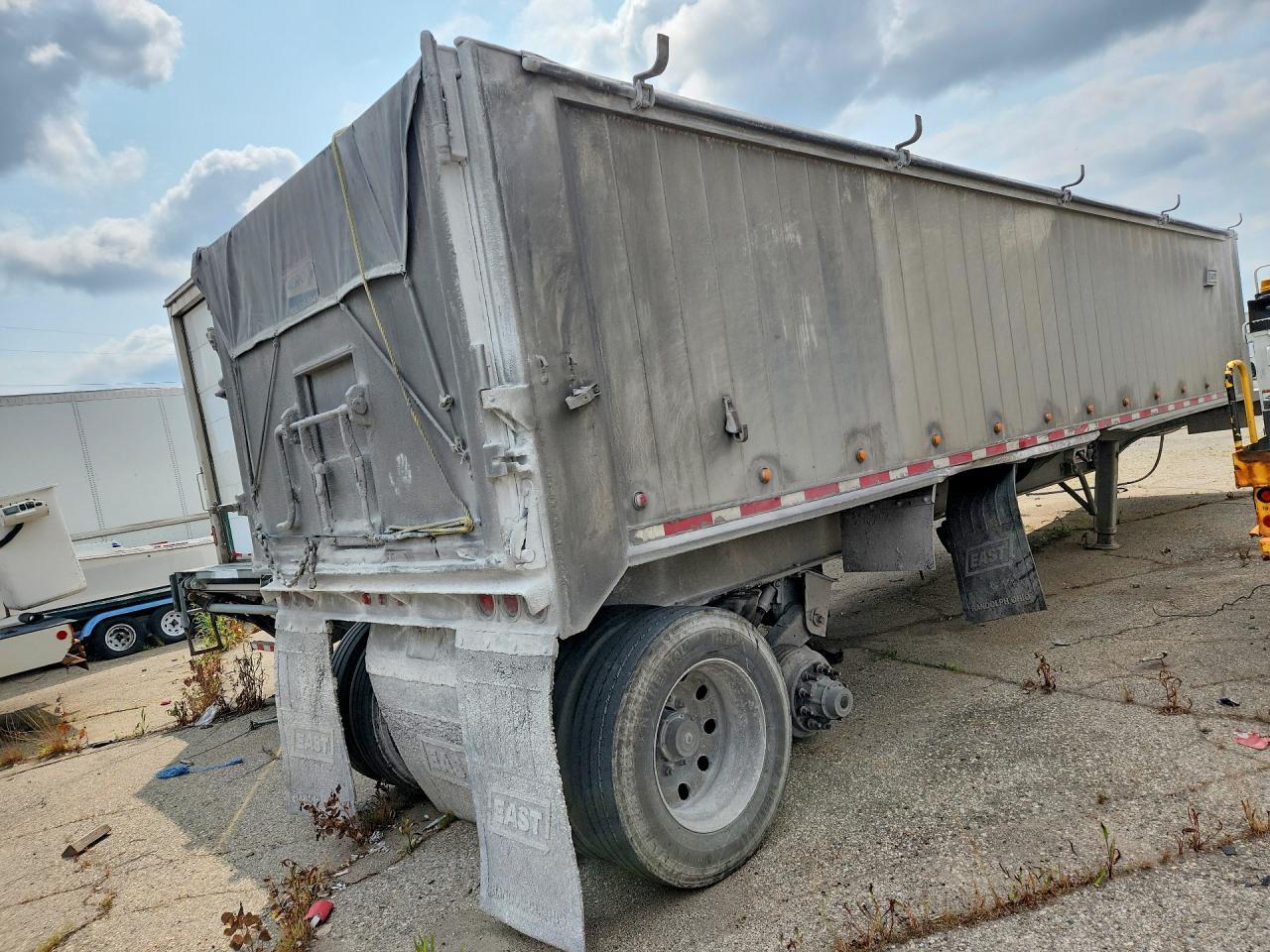 2022 East To West END Dump Trailer