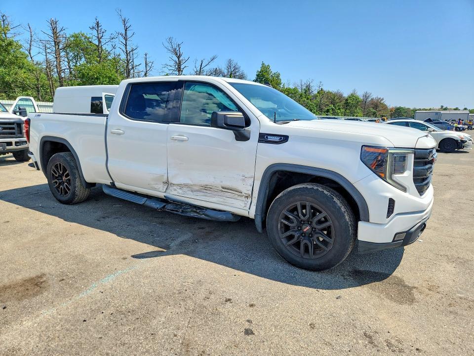2022 GMC Sierra K1500 Elevation