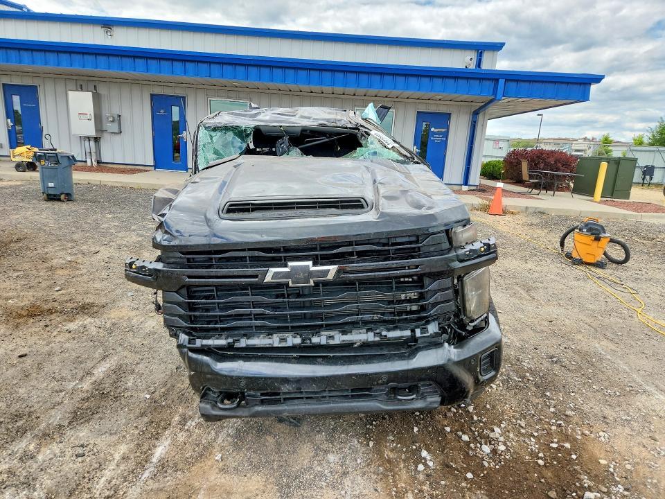 2025 Chevrolet Silverado K2500 Custom