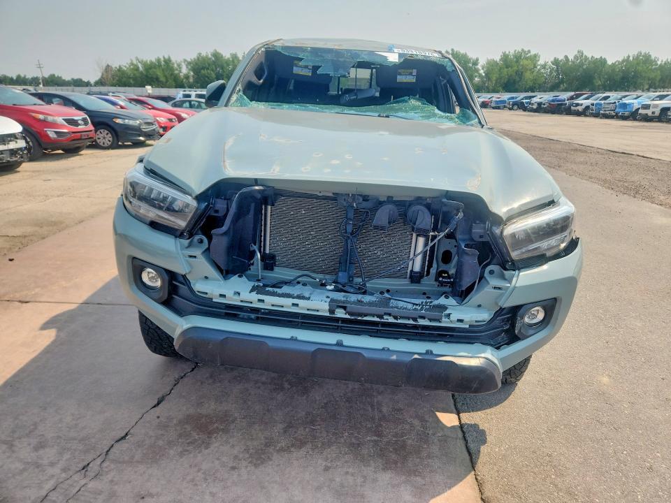 2022 Toyota Tacoma TRD OFF-Road