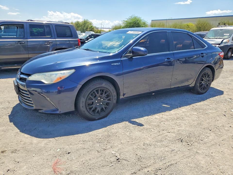 2016 Toyota Camry Hybrid le