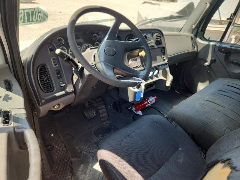 2006 Freightliner Business Class M2 Refrigerated BOX Truck