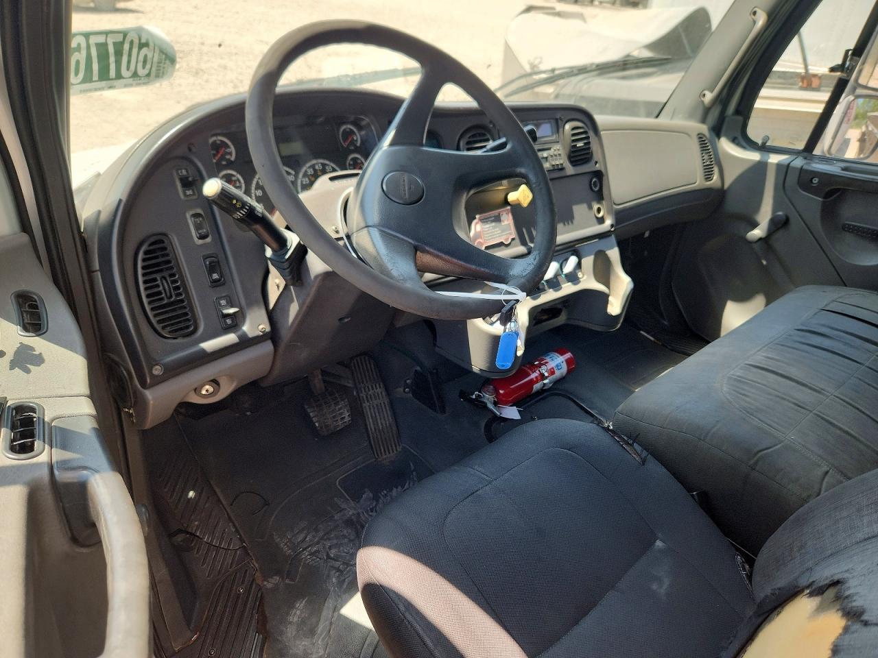 2006 Freightliner Business Class M2 Refrigerated BOX Truck