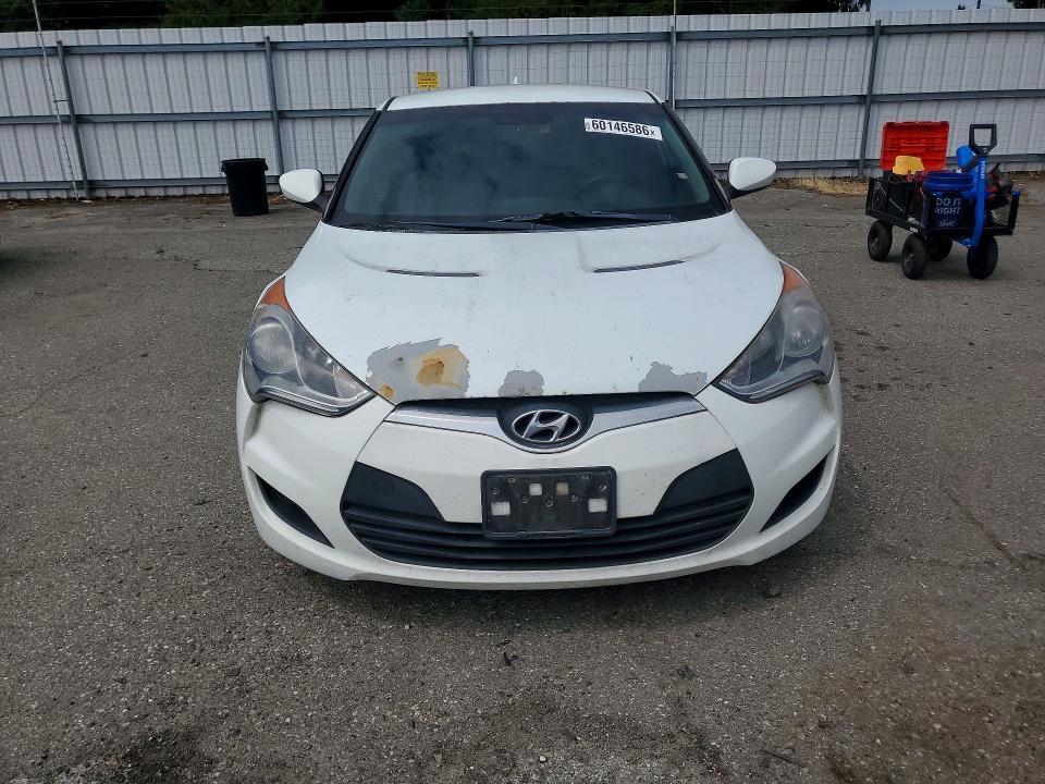 2013 Hyundai Veloster Base