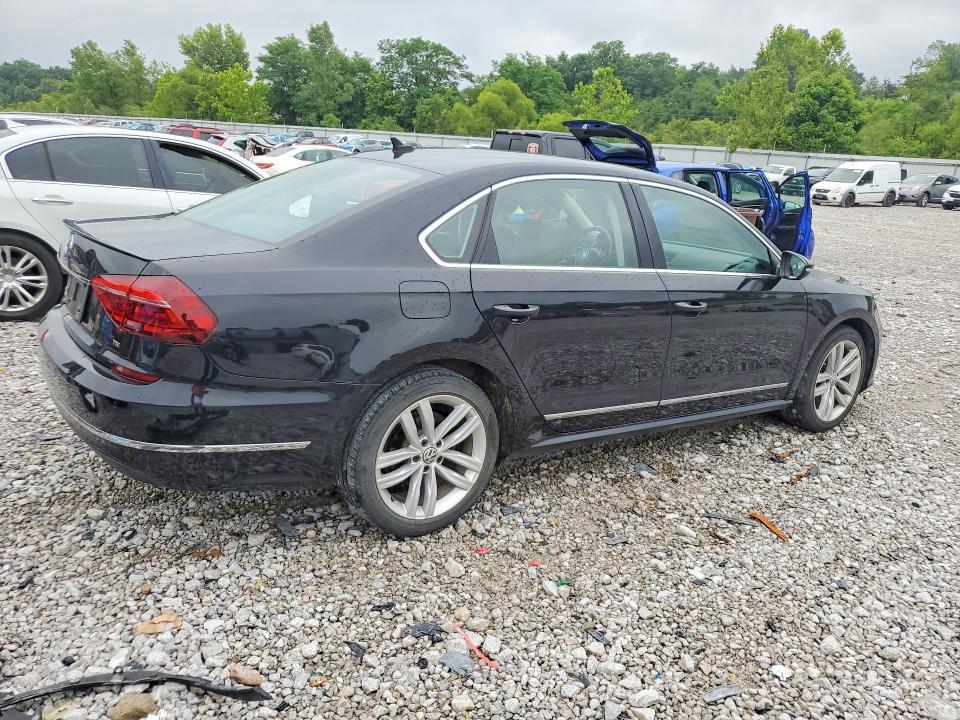 2018 Volkswagen Passat SEL Premium