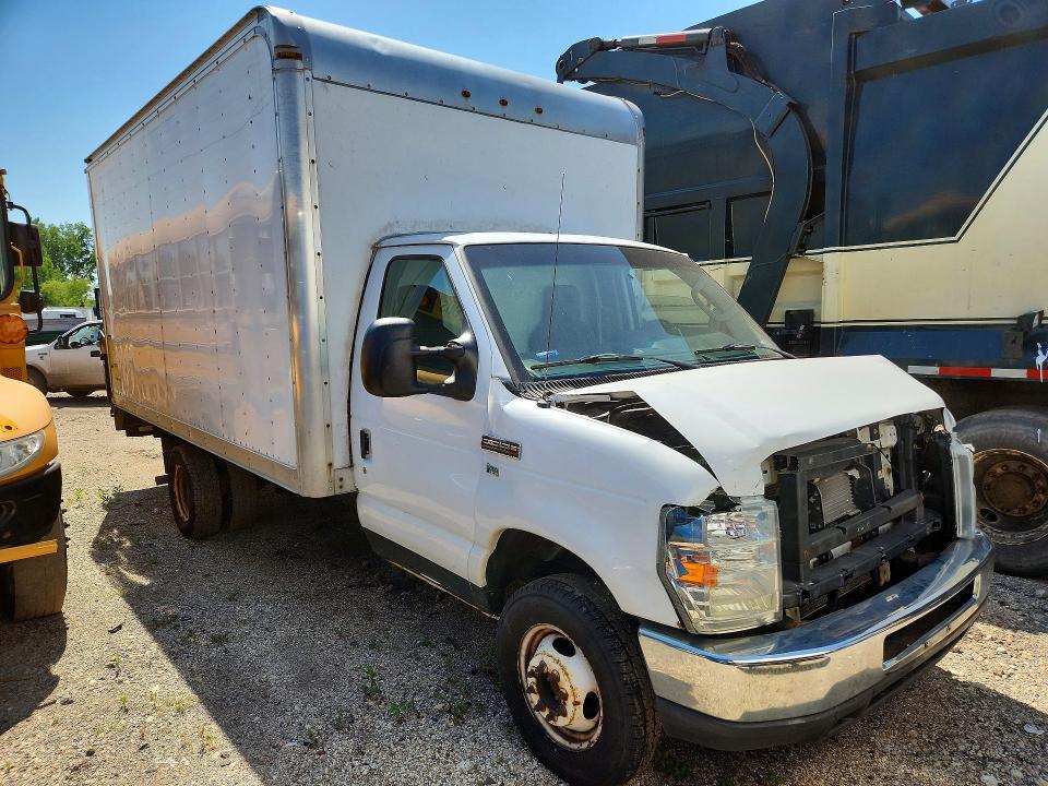 2014 Ford E350 box Truck