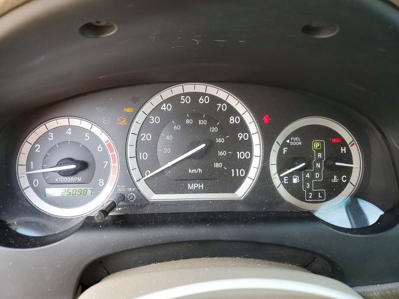 2004 Toyota Sienna le 7 Passenger
