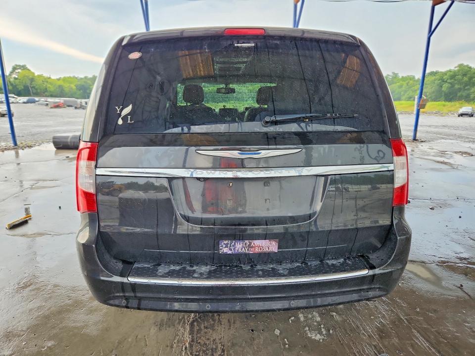 2014 Chrysler Town & Country Touring
