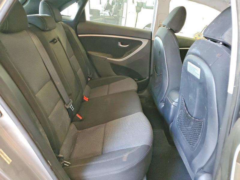 2013 Hyundai Elantra gt Base