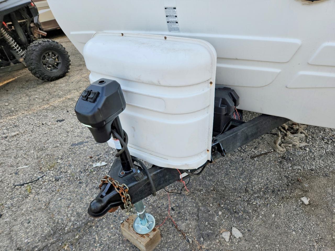 1999 Other 2004 Dutchmen Colorado Camper