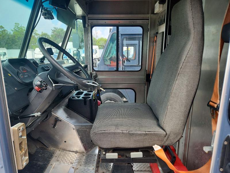 2021 Freightliner MT45G Delivery Truck