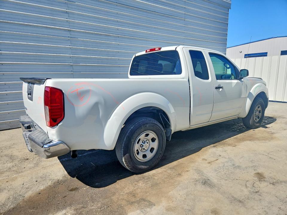 2015 Nissan Frontier S