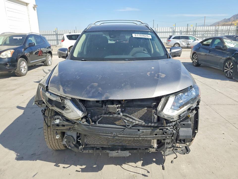 2019 Nissan Rogue sv