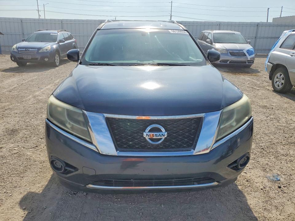 2014 Nissan Pathfinder sv