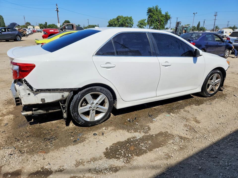 2014 Toyota Camry se