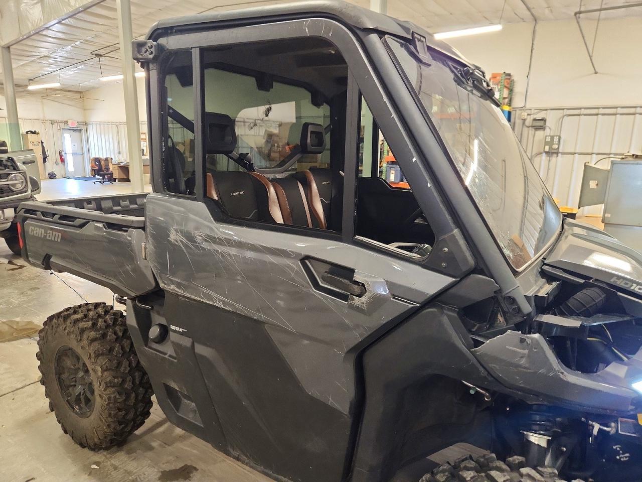 2023 Can-Am Defender Utility Vehicle
