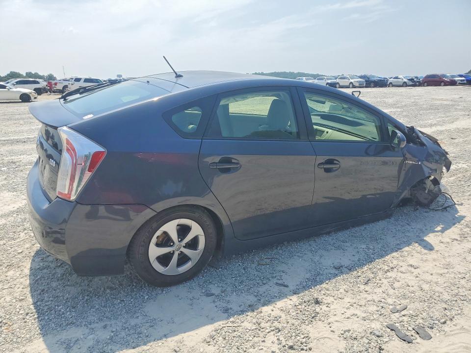 2015 Toyota Prius two