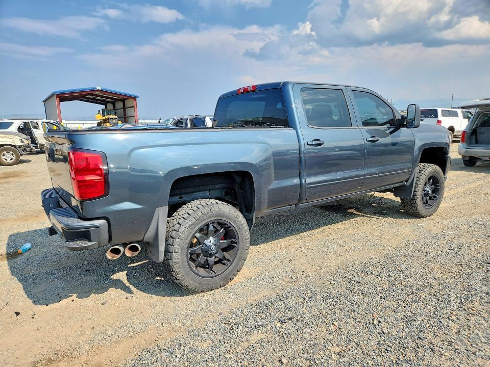 2018 Chevrolet Silverado K1500 lt