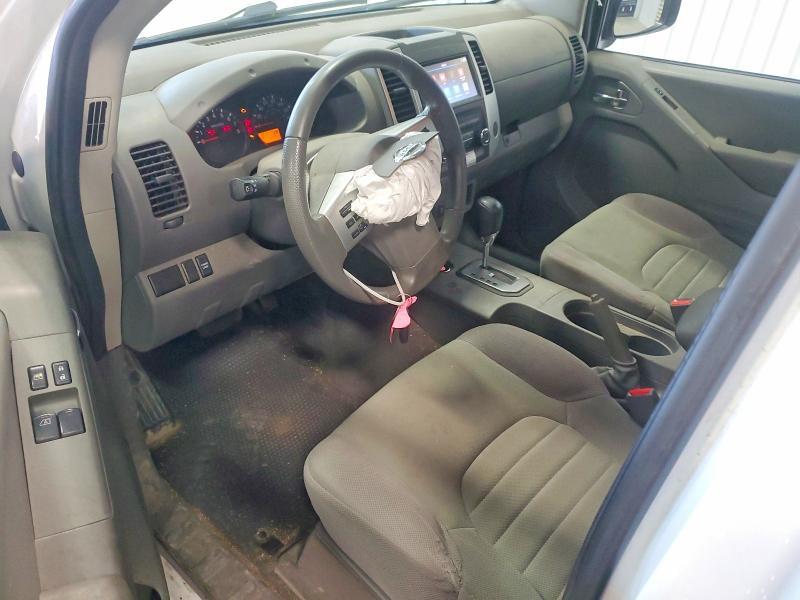 2021 Nissan Frontier s