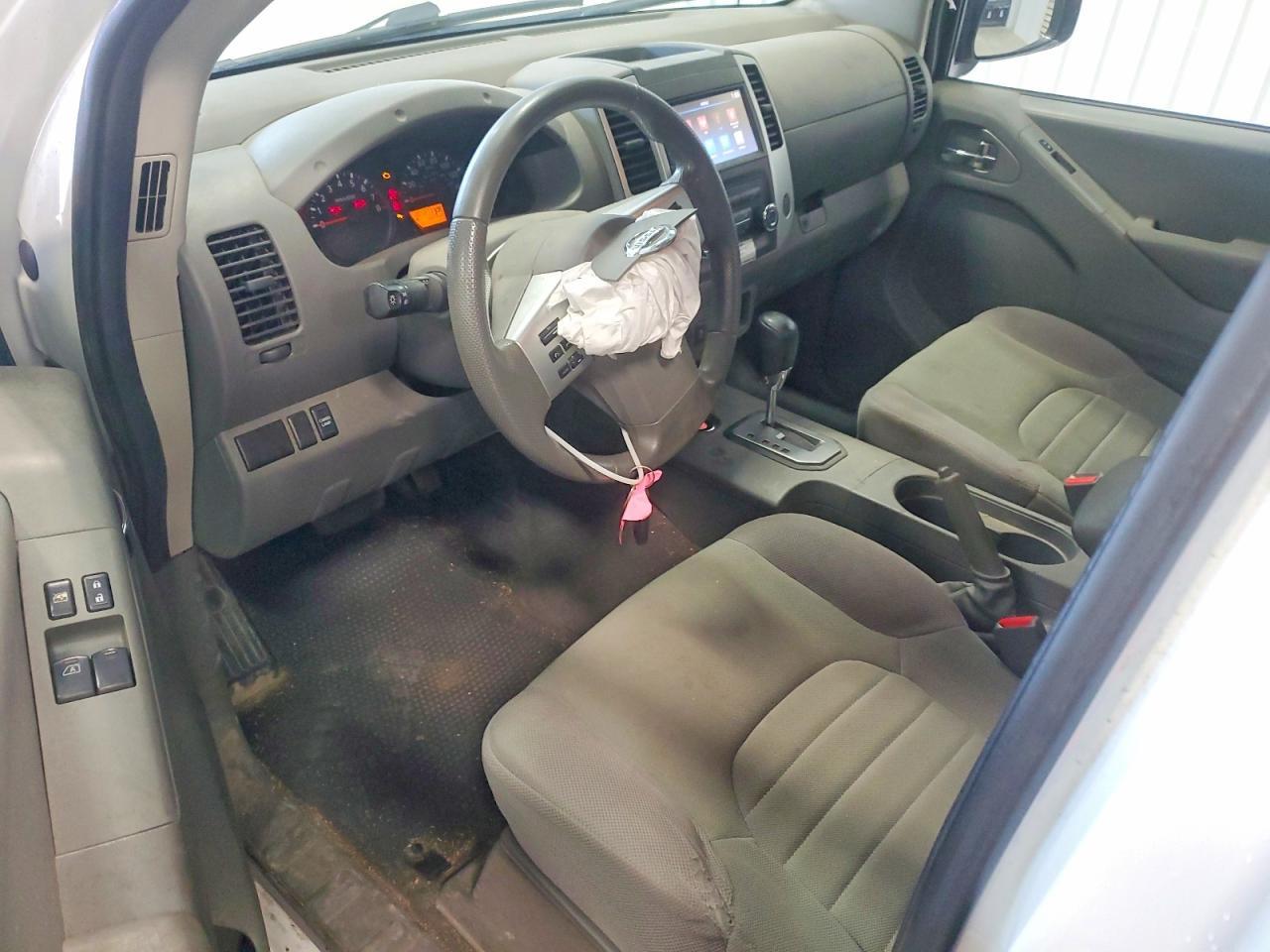 2021 Nissan Frontier S