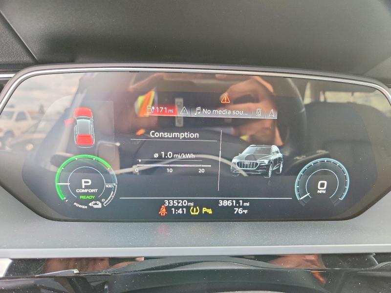 2022 Audi E-tron Premium