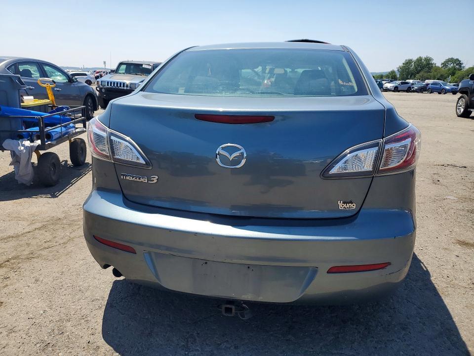 2012 Mazda 3 I