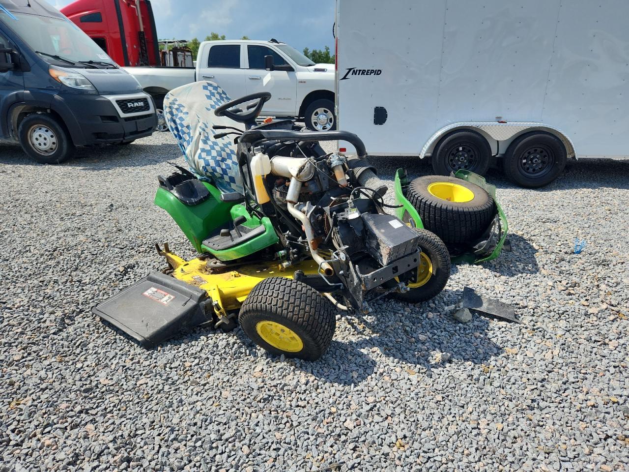 2022 John Deere X750 Lawn Mower