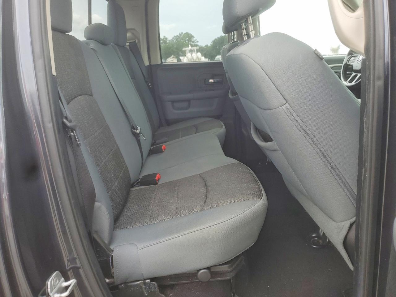 2014 Dodge RAM 1500 SLT