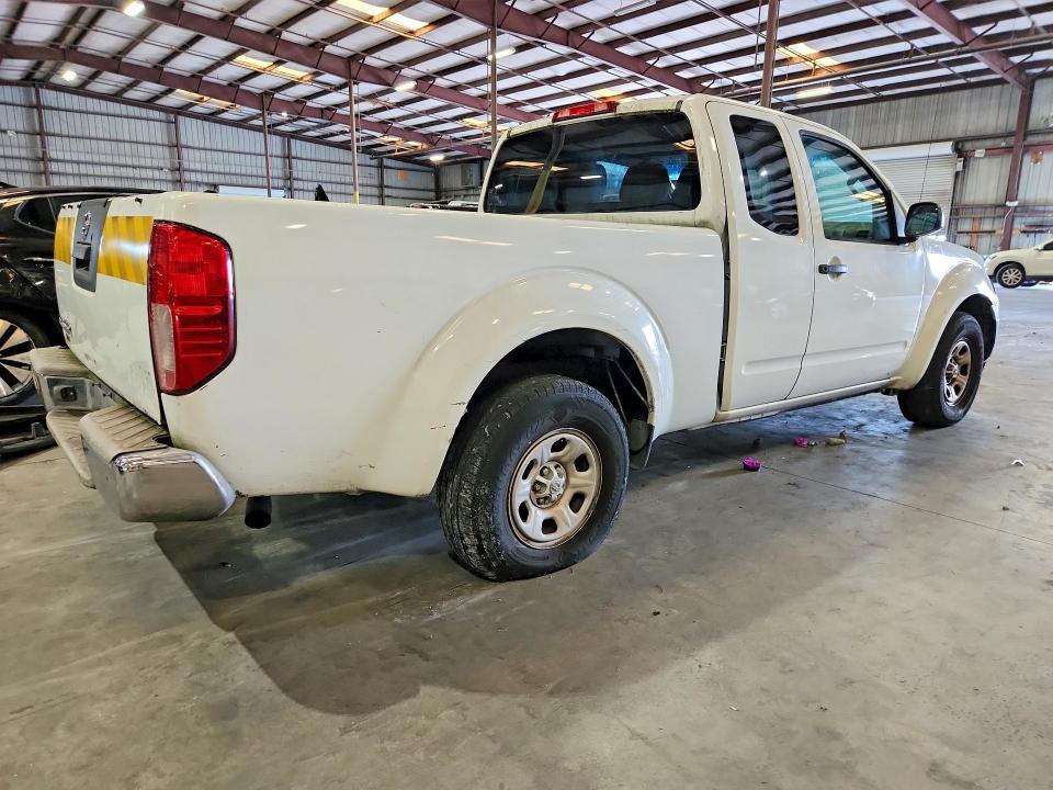 2013 Nissan Frontier S