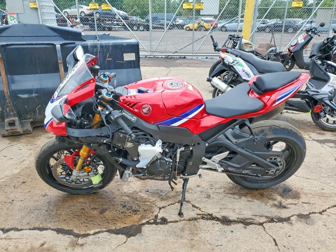 2025 Honda CBR1000 SP