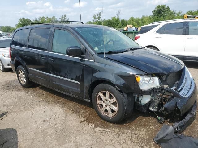 2013 Chrysler Town & Country Touring