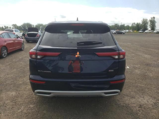 2023 Mitsubishi Outlander SE