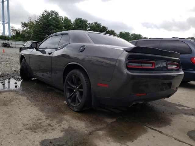 2016 Dodge Challenger SXT