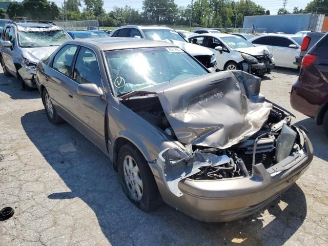 1999 Toyota Camry LE