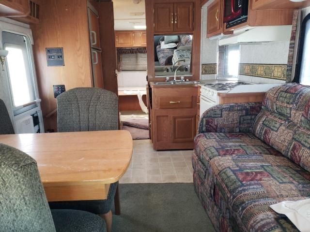 2003 Coachmen 2003 Ford Econoline E450 Super Duty Cutaway Van