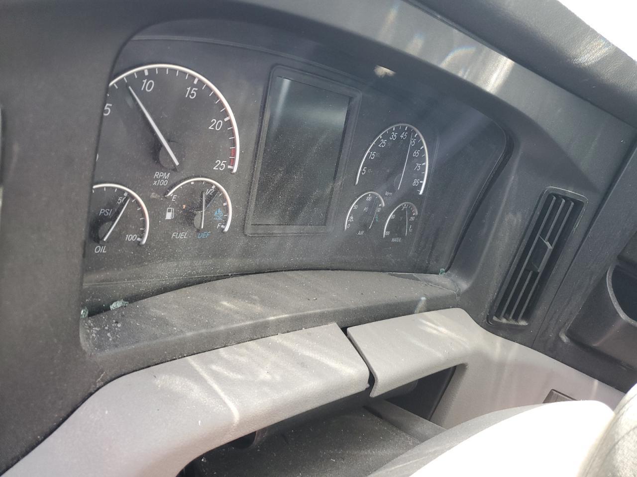 2022 Freightliner Cascadia 126
